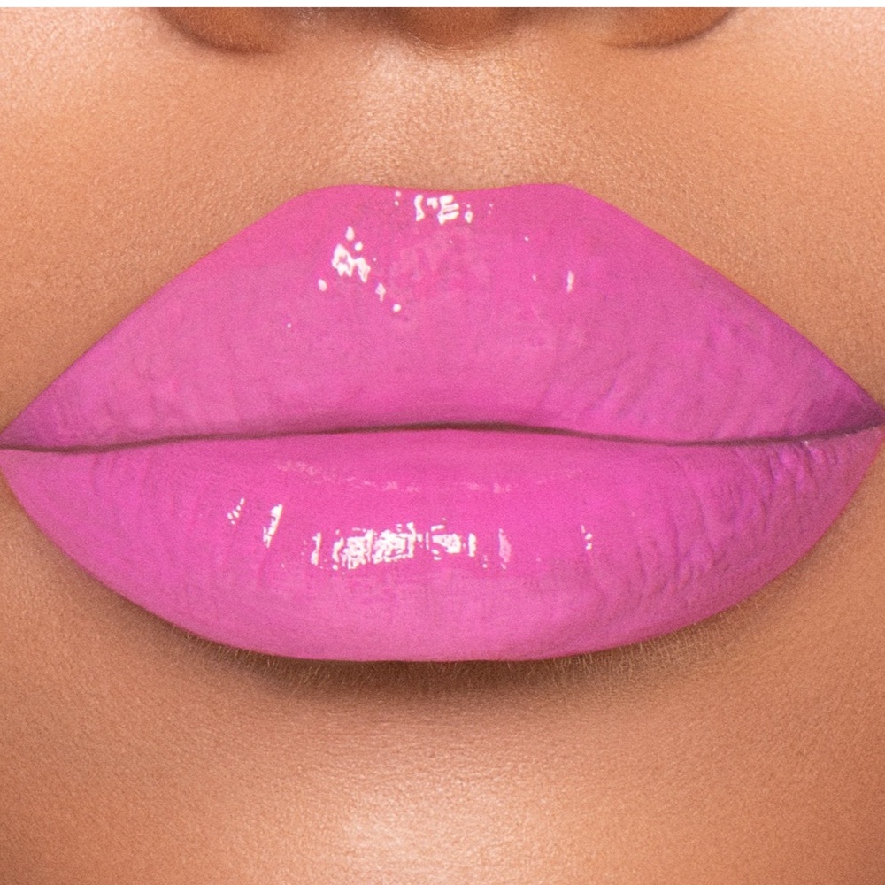ONE LEFT‼️ BRAND NEW ✨ JEFFREE STAR SUPREME GLOSS (QUEEN SUPREME)